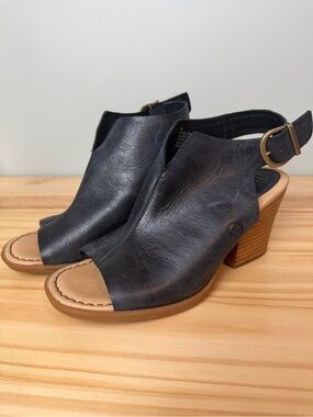 Born black leather Moraine peep-toe sandal bootie, block heel and ankle strap 7